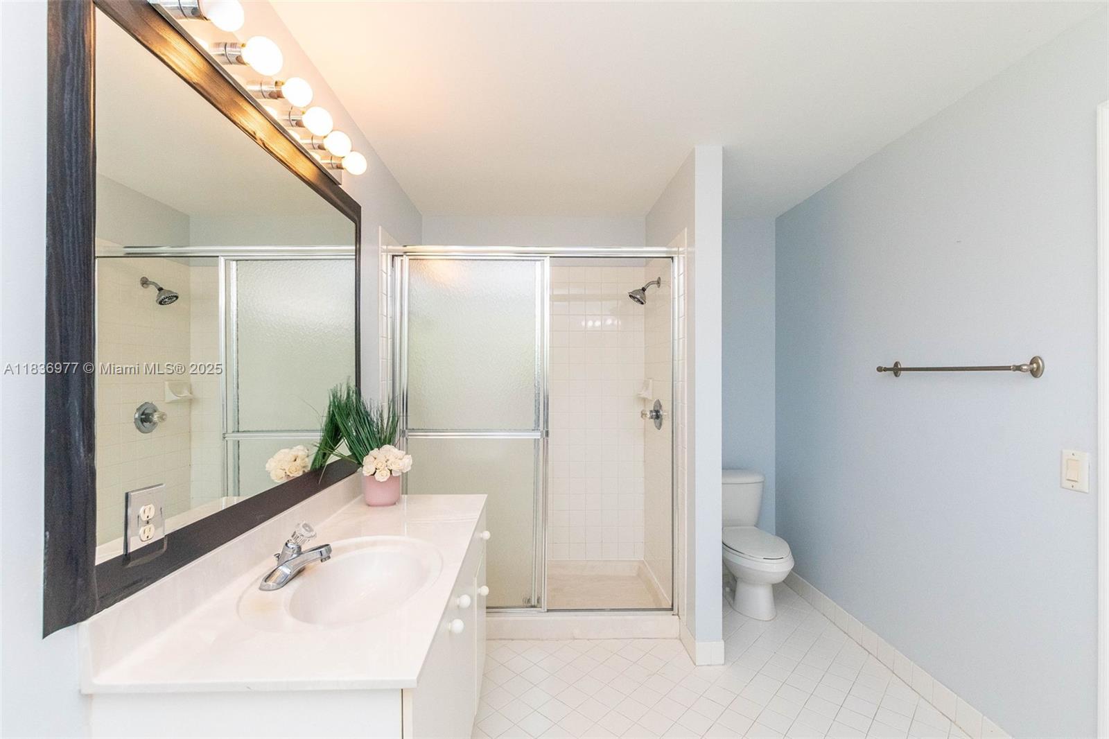 2020 Andromeda Ln, Weston, Florida image 29