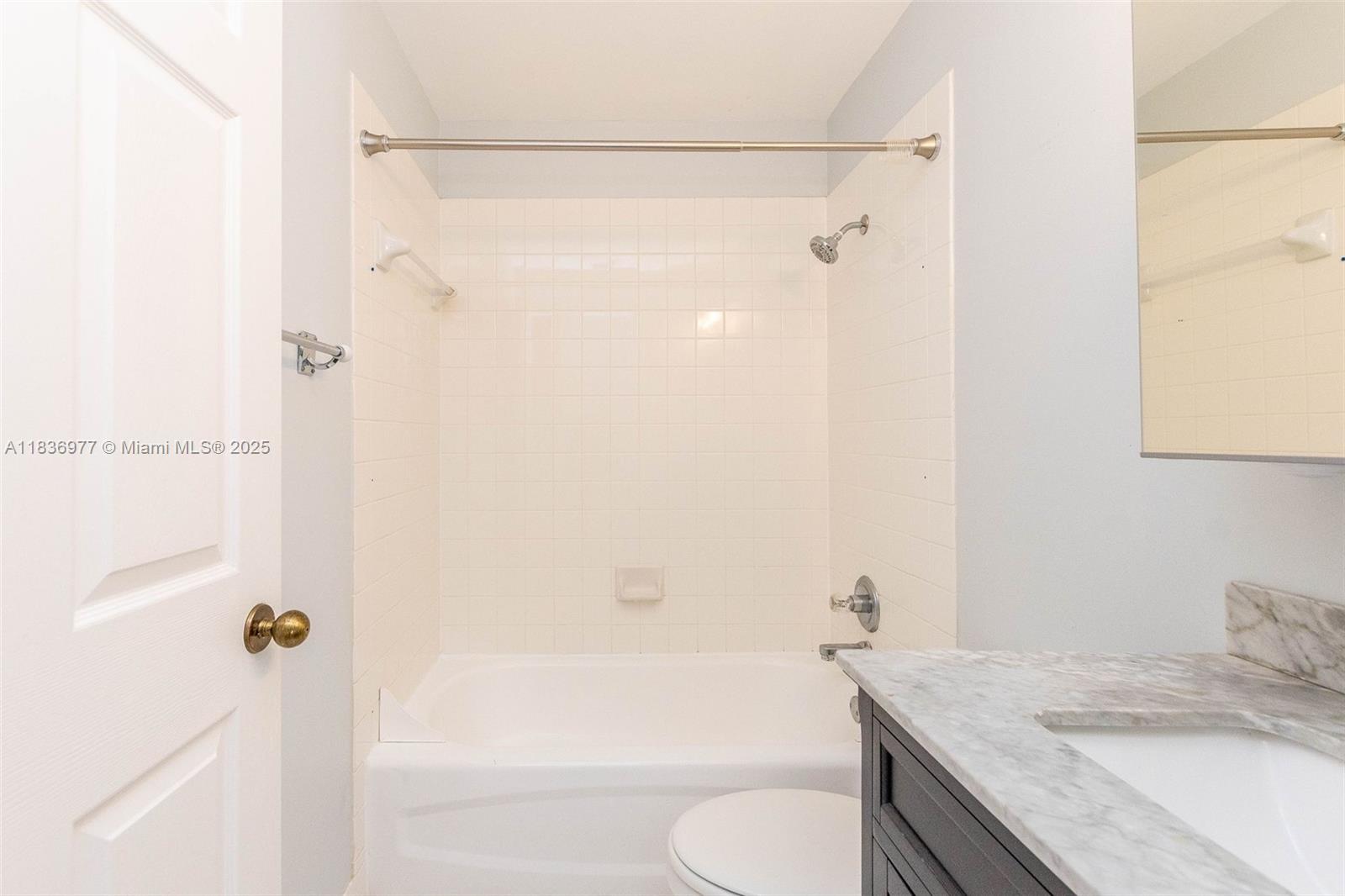 2020 Andromeda Ln, Weston, Florida image 34