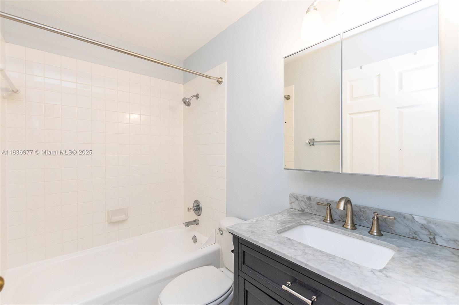 2020 Andromeda Ln, Weston, Florida image 35
