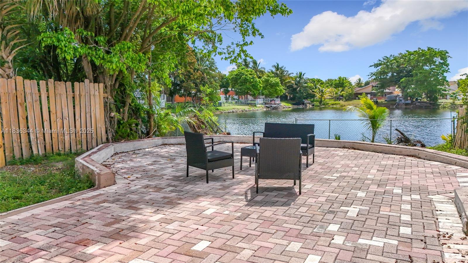 1309 SW 75th Ave, North Lauderdale, Florida image 2