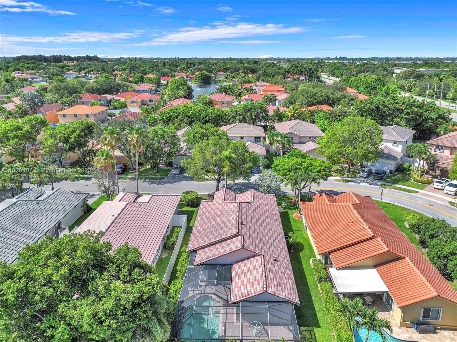 Residential, Plantation, Florida image 4