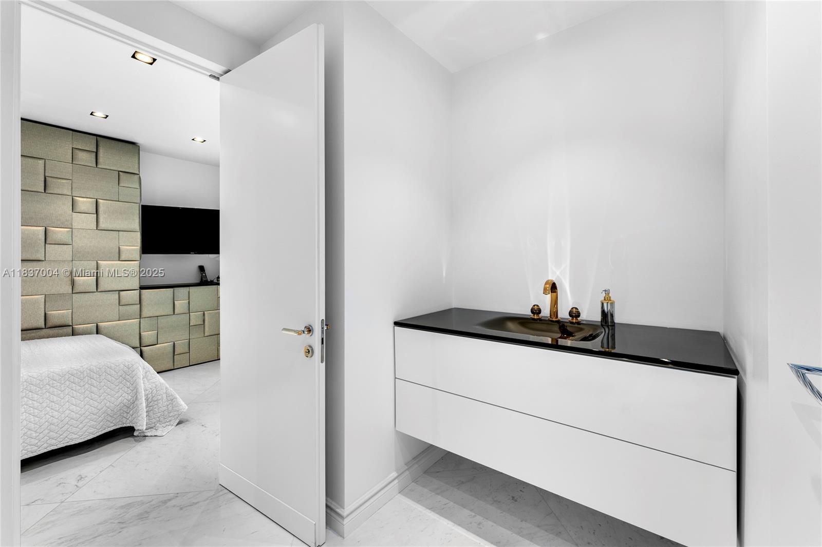 1455 Ocean Dr #BH-01, Miami Beach, Florida image 25