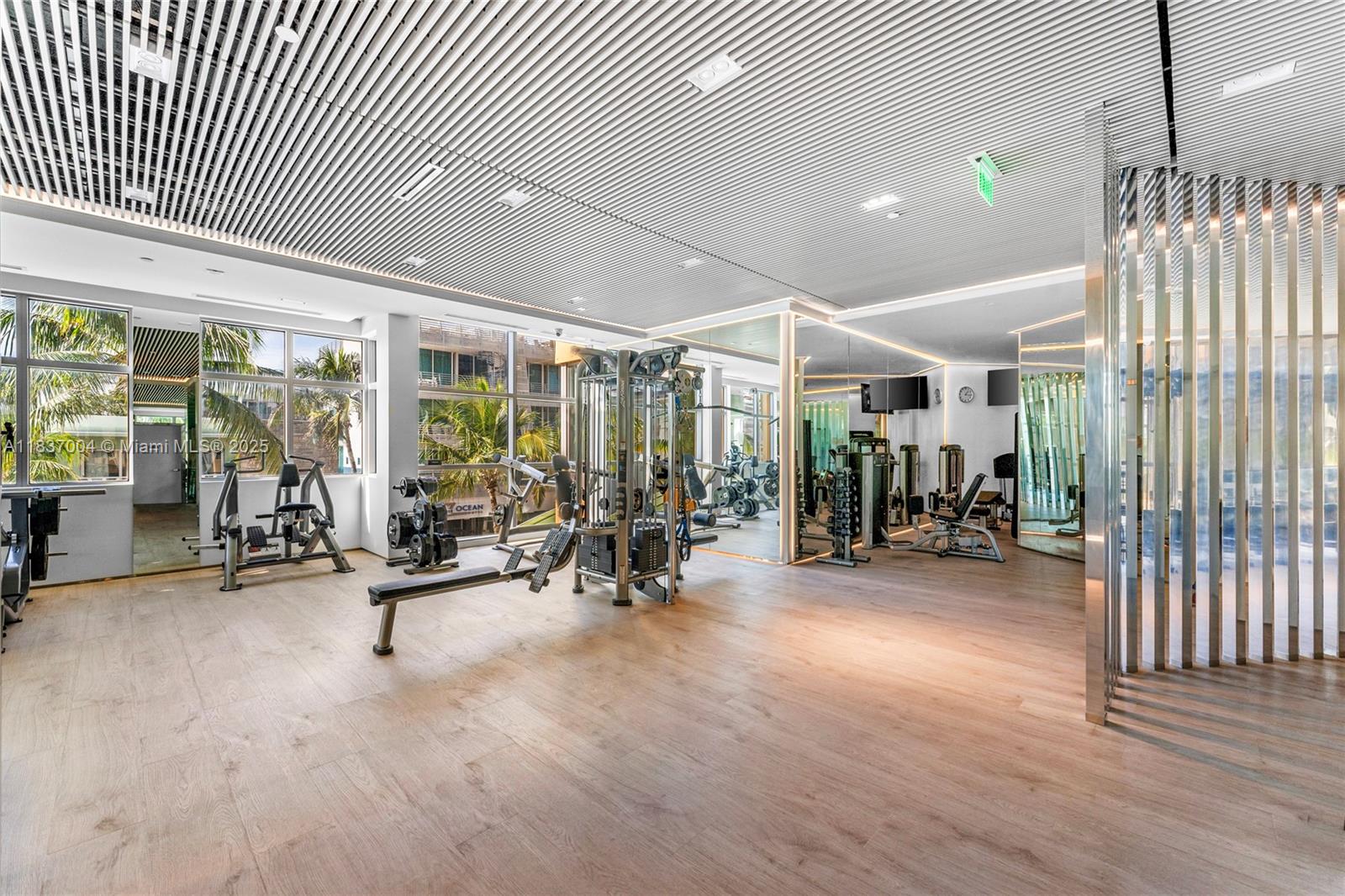 1455 Ocean Dr #BH-01, Miami Beach, Florida image 45