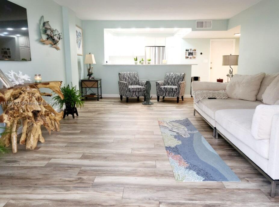 1147 Hillsboro Mile #605, Hillsboro Beach, Florida image 10