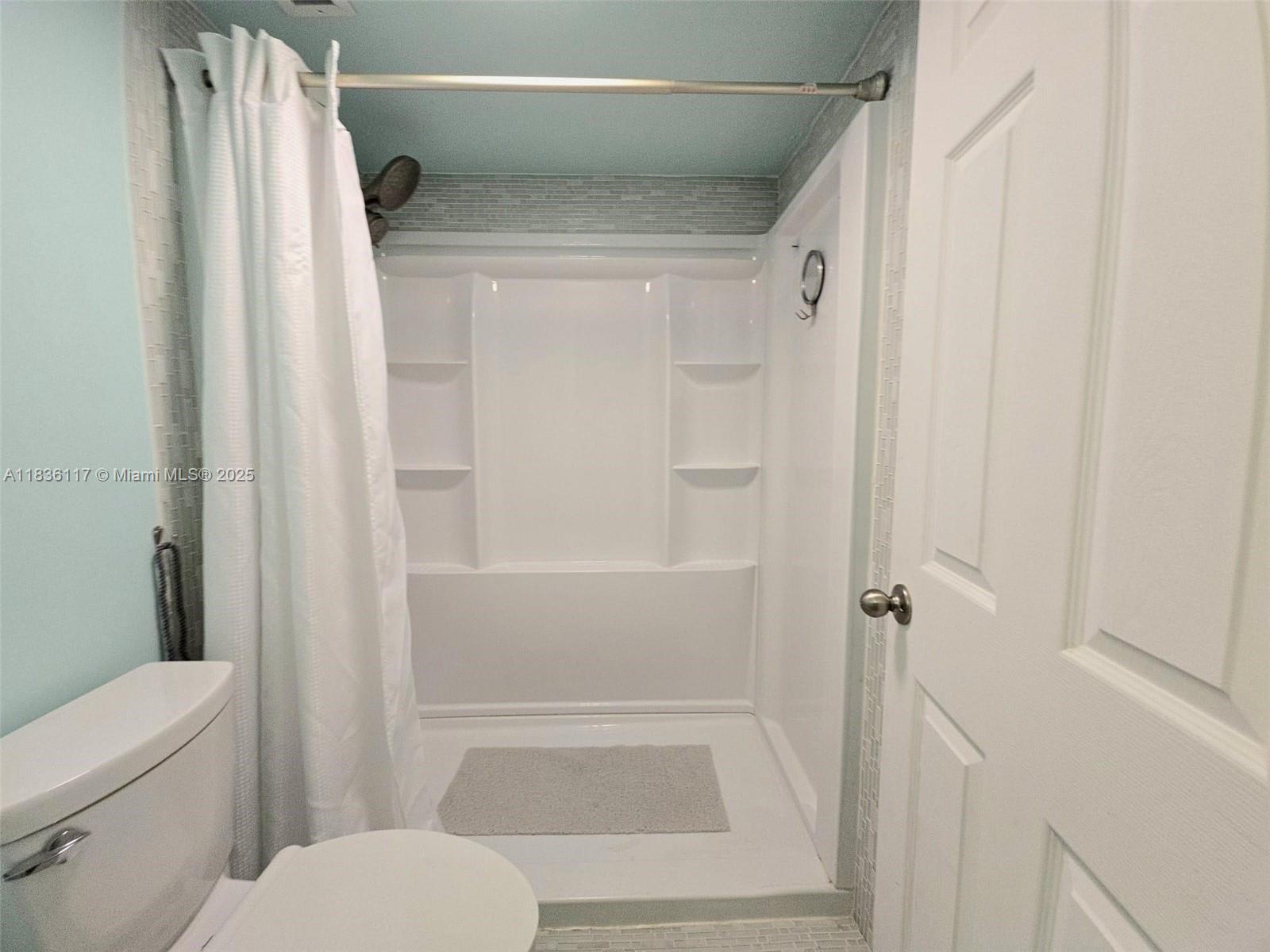 1147 Hillsboro Mile #605, Hillsboro Beach, Florida image 13