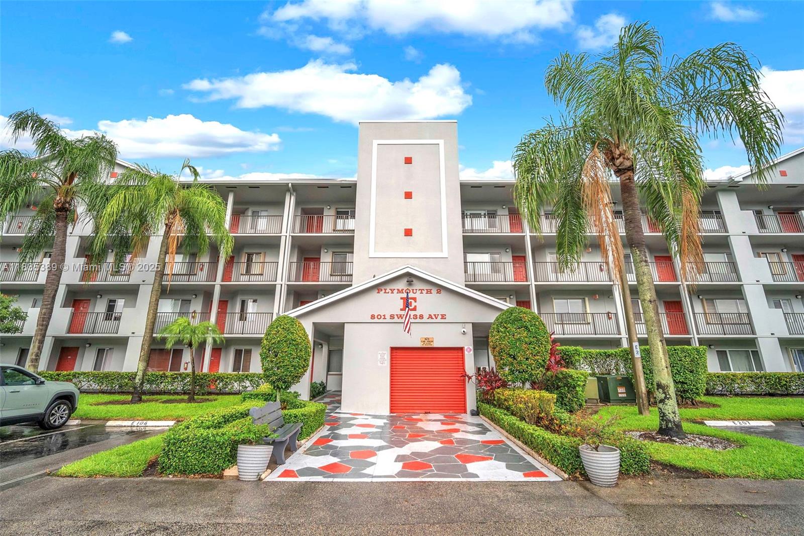 801 SW 138th Ave #103E, Pembroke Pines, Florida image 2