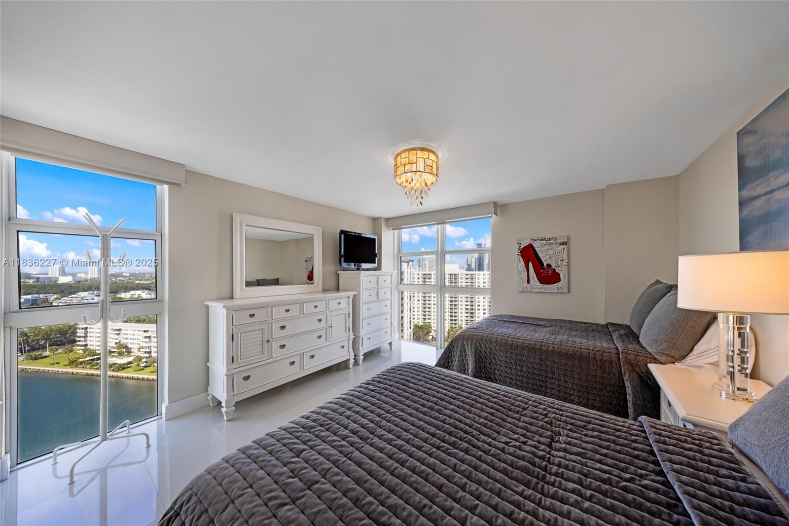 100 Bayview Dr #1905, Sunny Isles Beach, Florida image 11