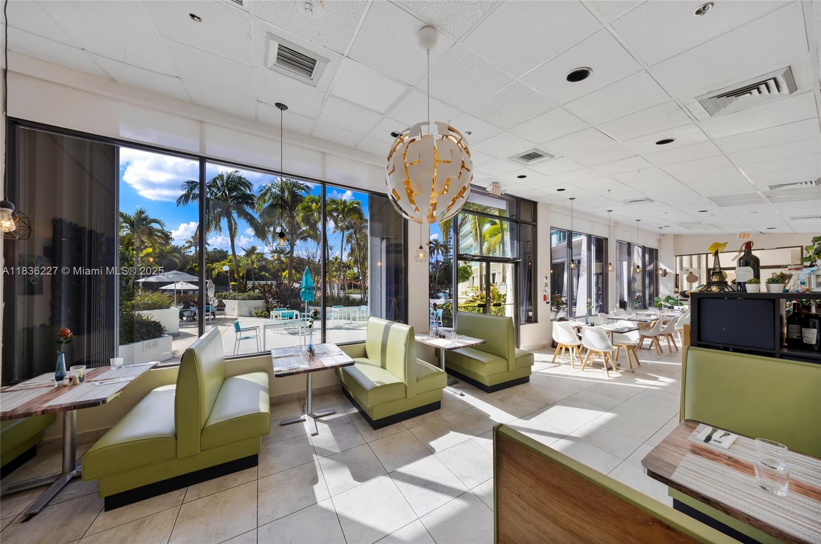 100 Bayview Dr #1905, Sunny Isles Beach, Florida image 26