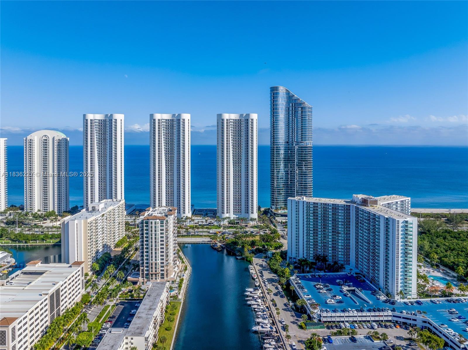 100 Bayview Dr #1905, Sunny Isles Beach, Florida image 33