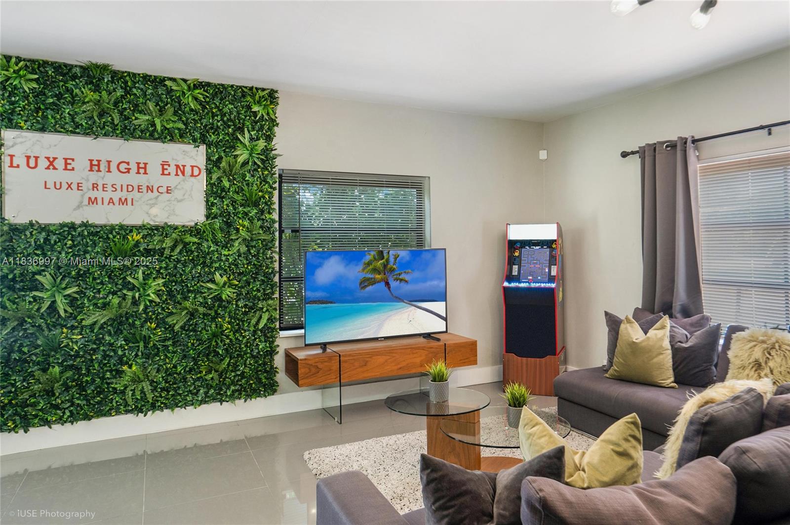 Property photo # 9
