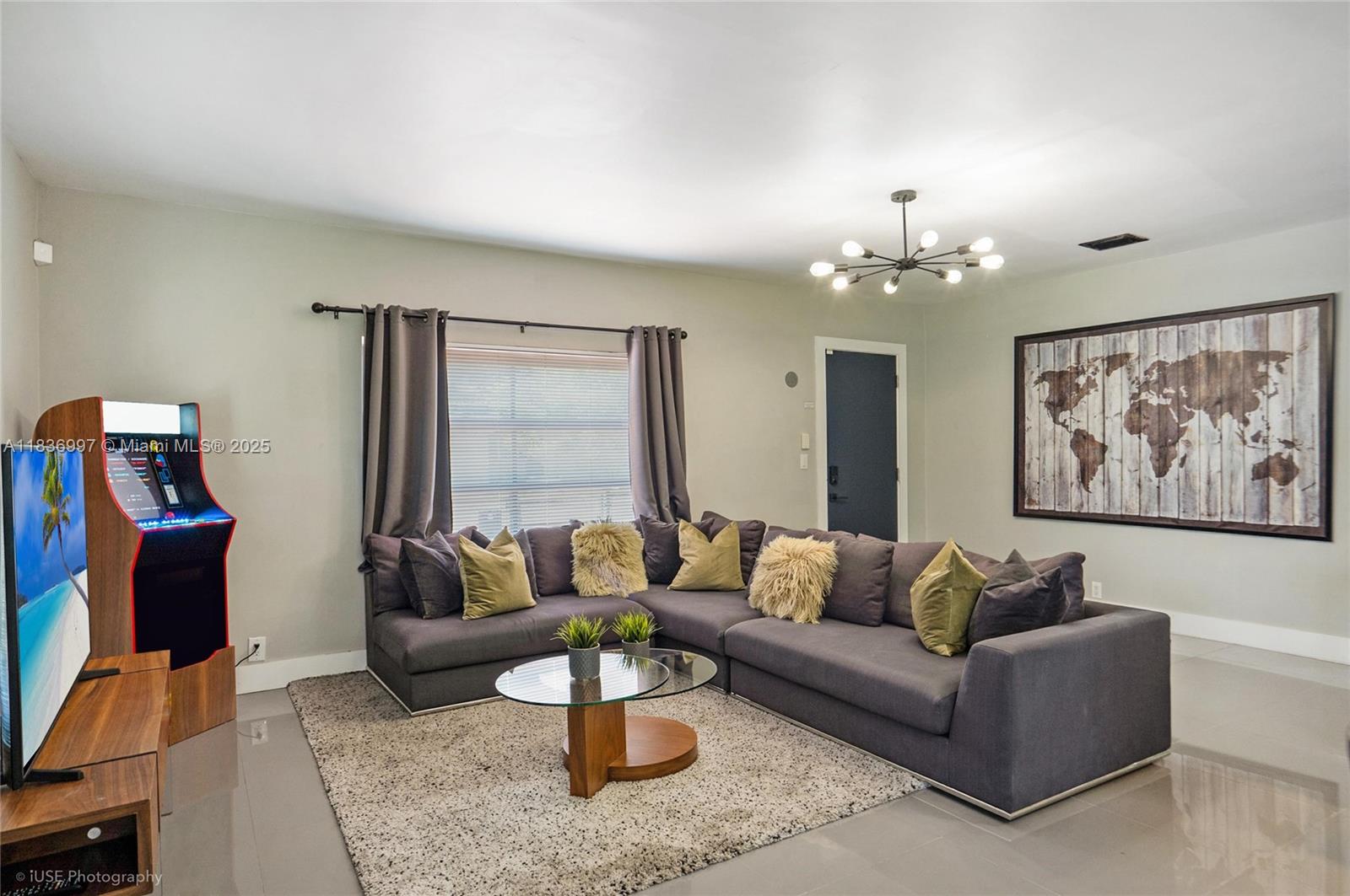 Property photo # 4