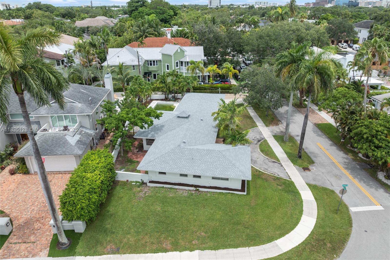 Rio Vista Isles MLS A11835128 - NUEVJW4FkdPHPFfB3zfIYsgp5ntmBBcAvul4 CNo65Q