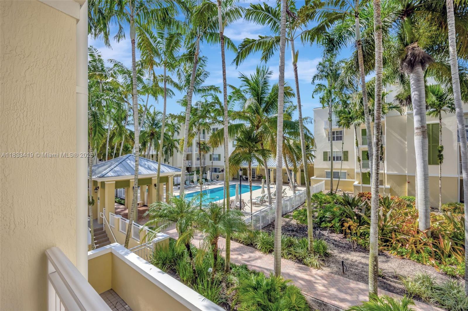7588 SW 102nd St #203, Pinecrest, Florida image 27