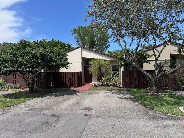 Property photo # 0
