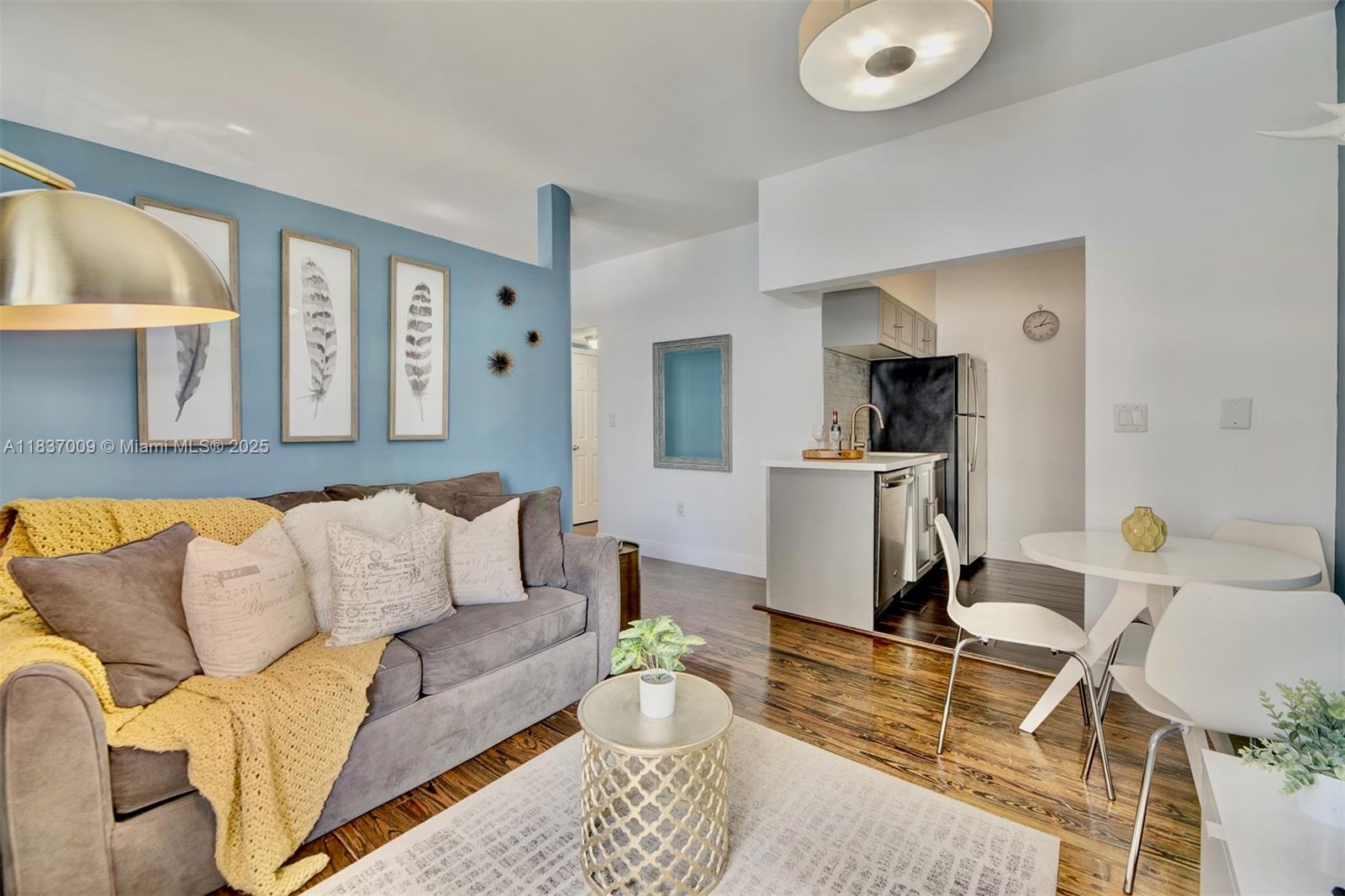 1100 Collins Ave #207, Miami Beach, Florida image 6