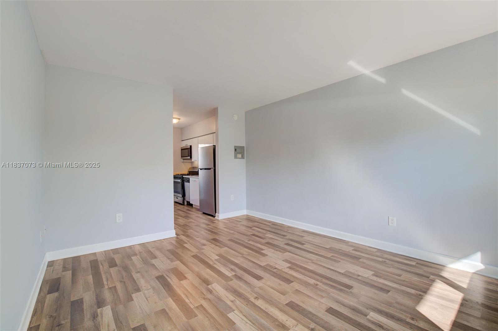 Property photo # 7