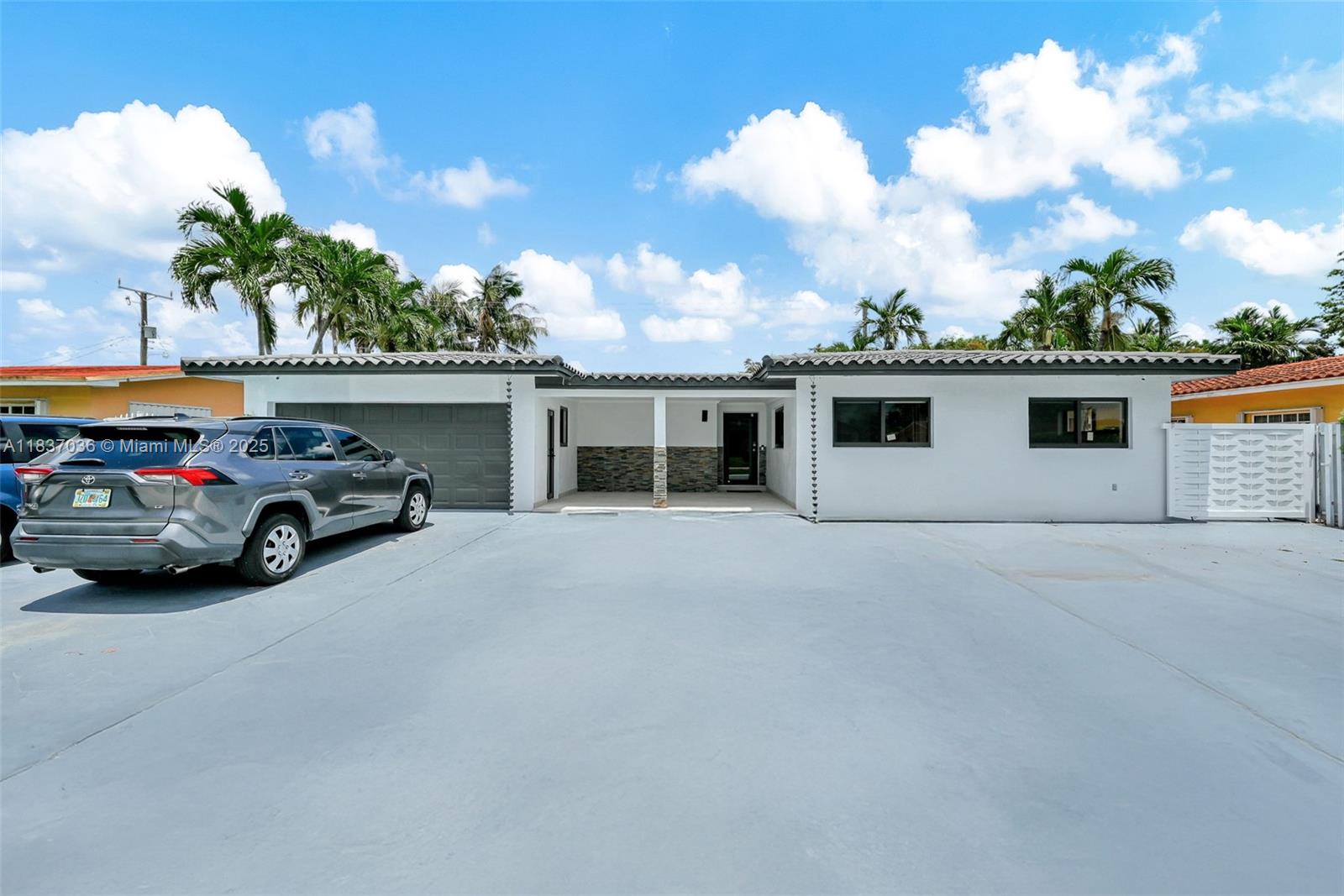 2050 NE 167th St #3-124, North Miami Beach, Florida image 1