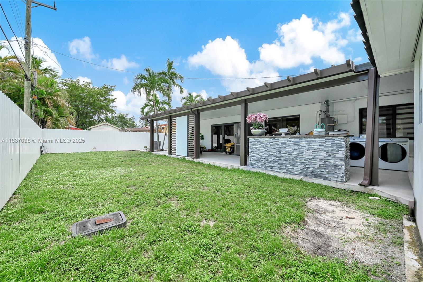 11055 NW 59th Ct, Hialeah, Florida image 45