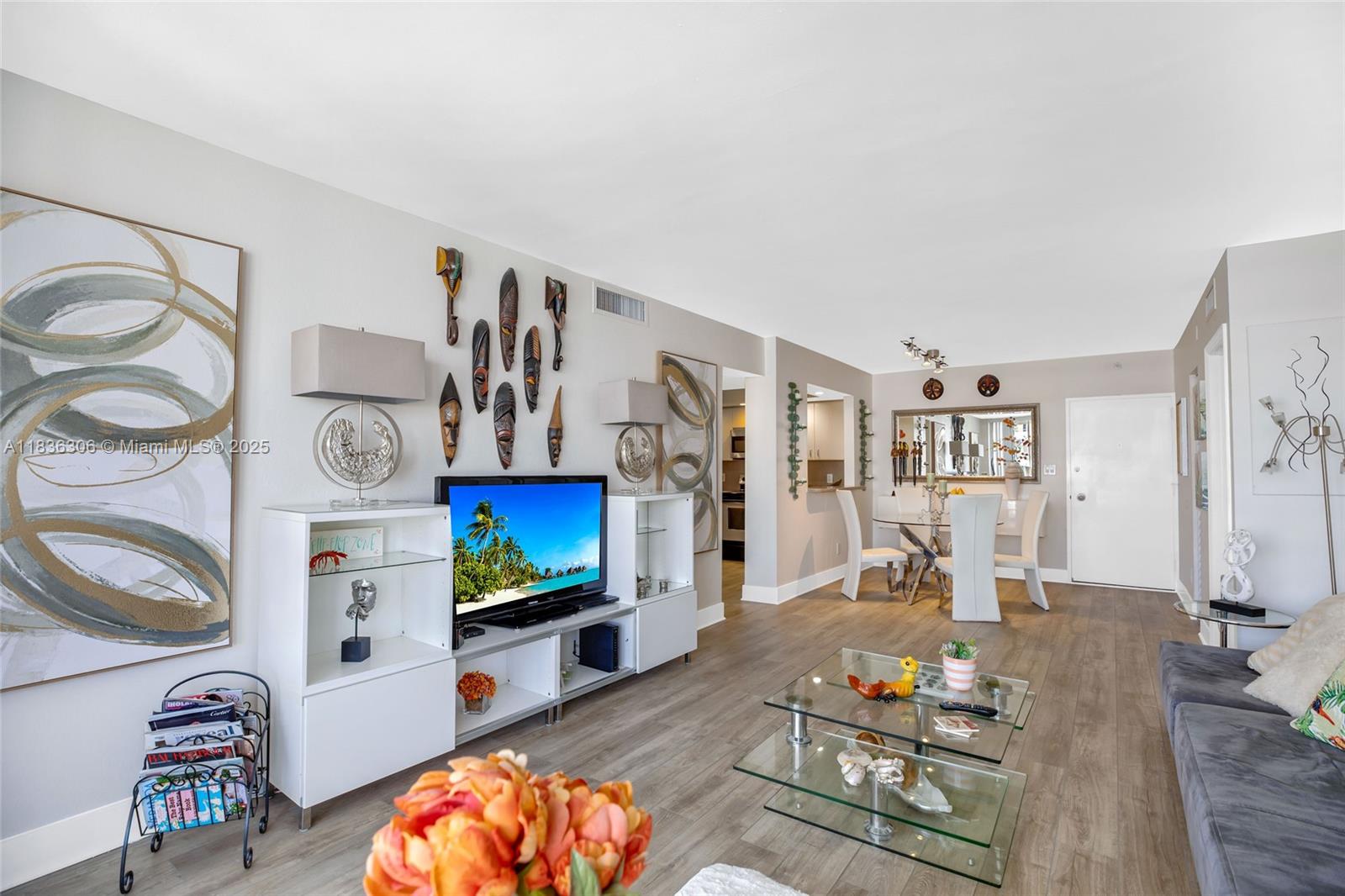 Property photo # 9