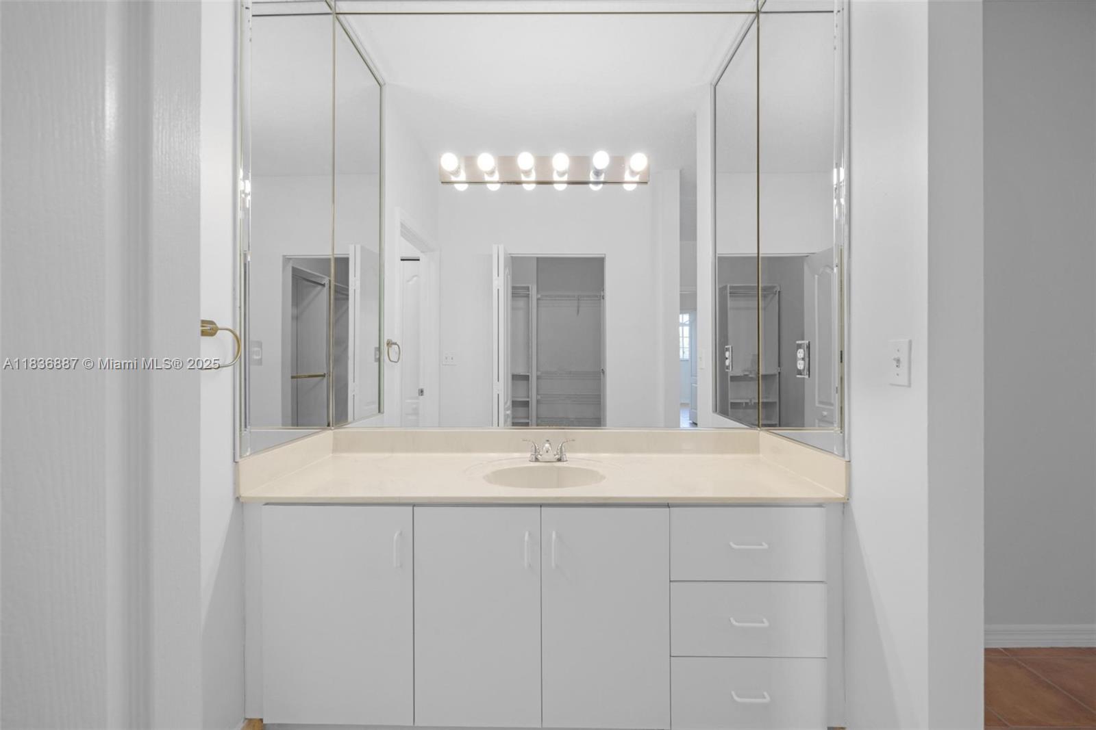 7506 W 20th Ave #206, Hialeah, Florida image 21