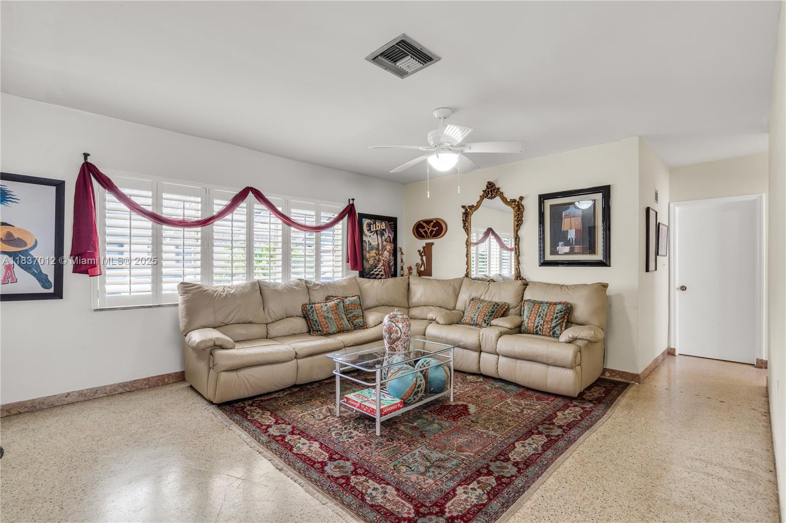 201 NW 14th Ave, Miami, Florida image 9