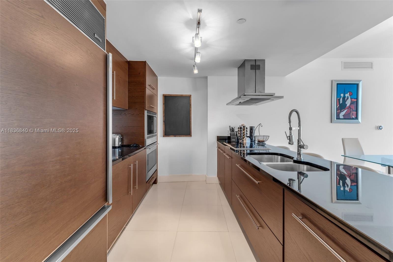 Property photo # 9