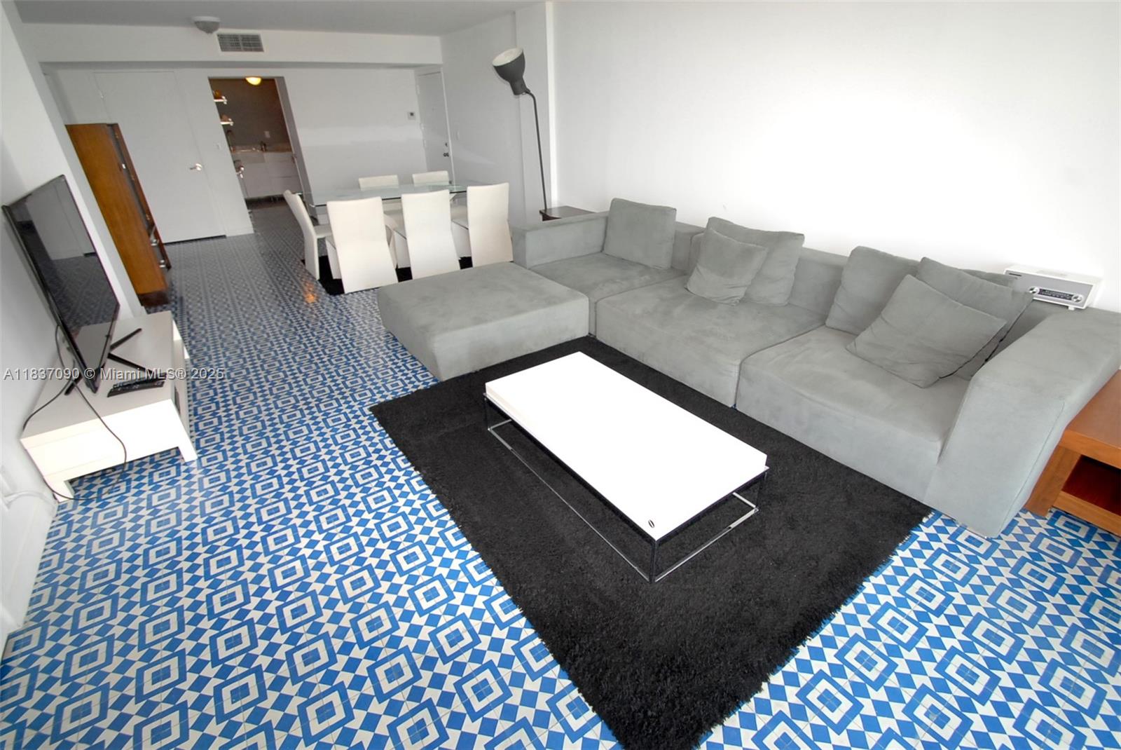Property photo # 6