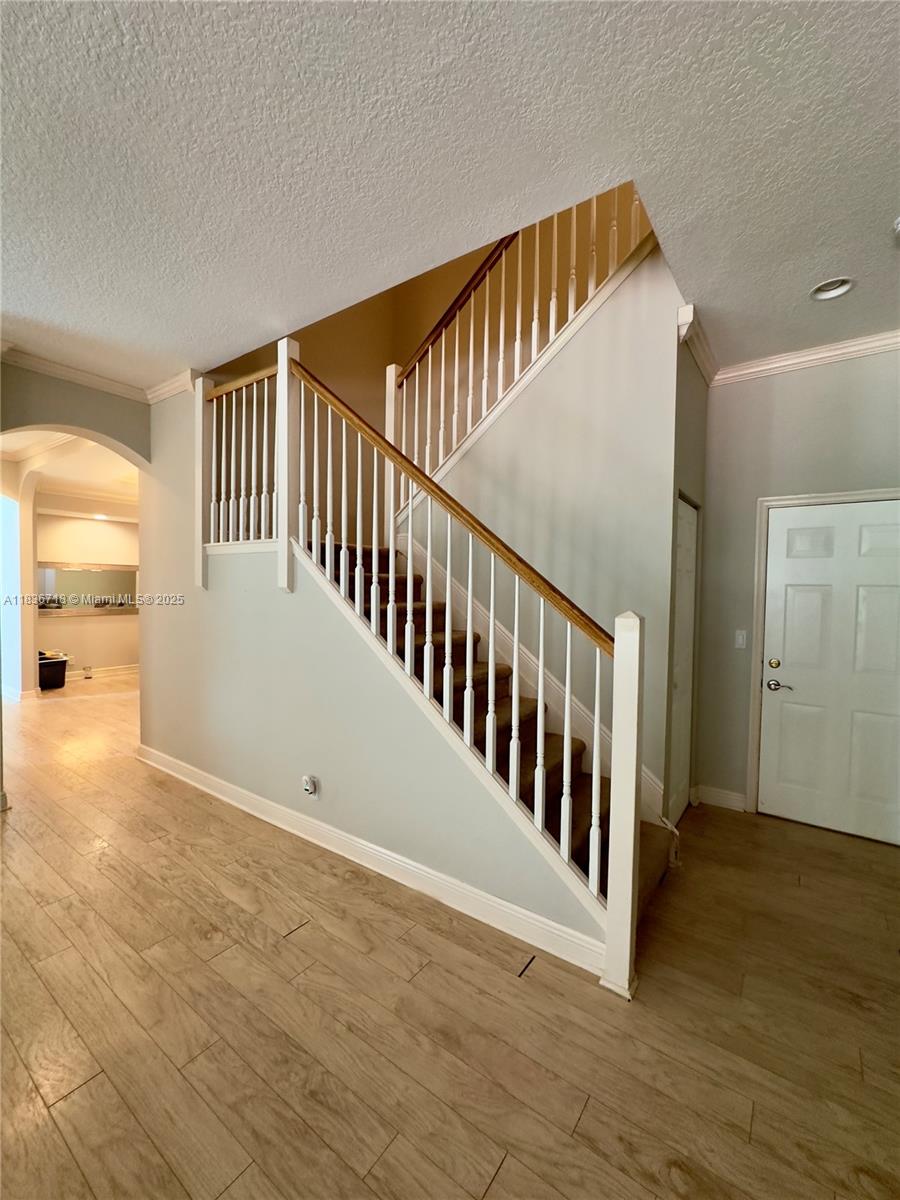 422 Oriole Cir, Jupiter, Florida image 8