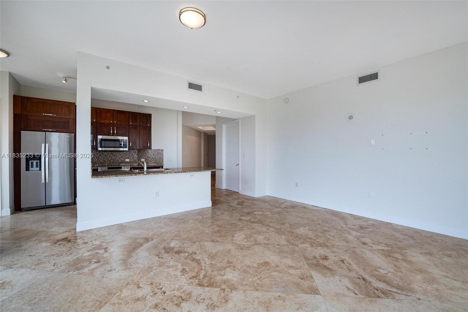 20000 E Country Club Dr #TS02, Aventura, Florida image 11