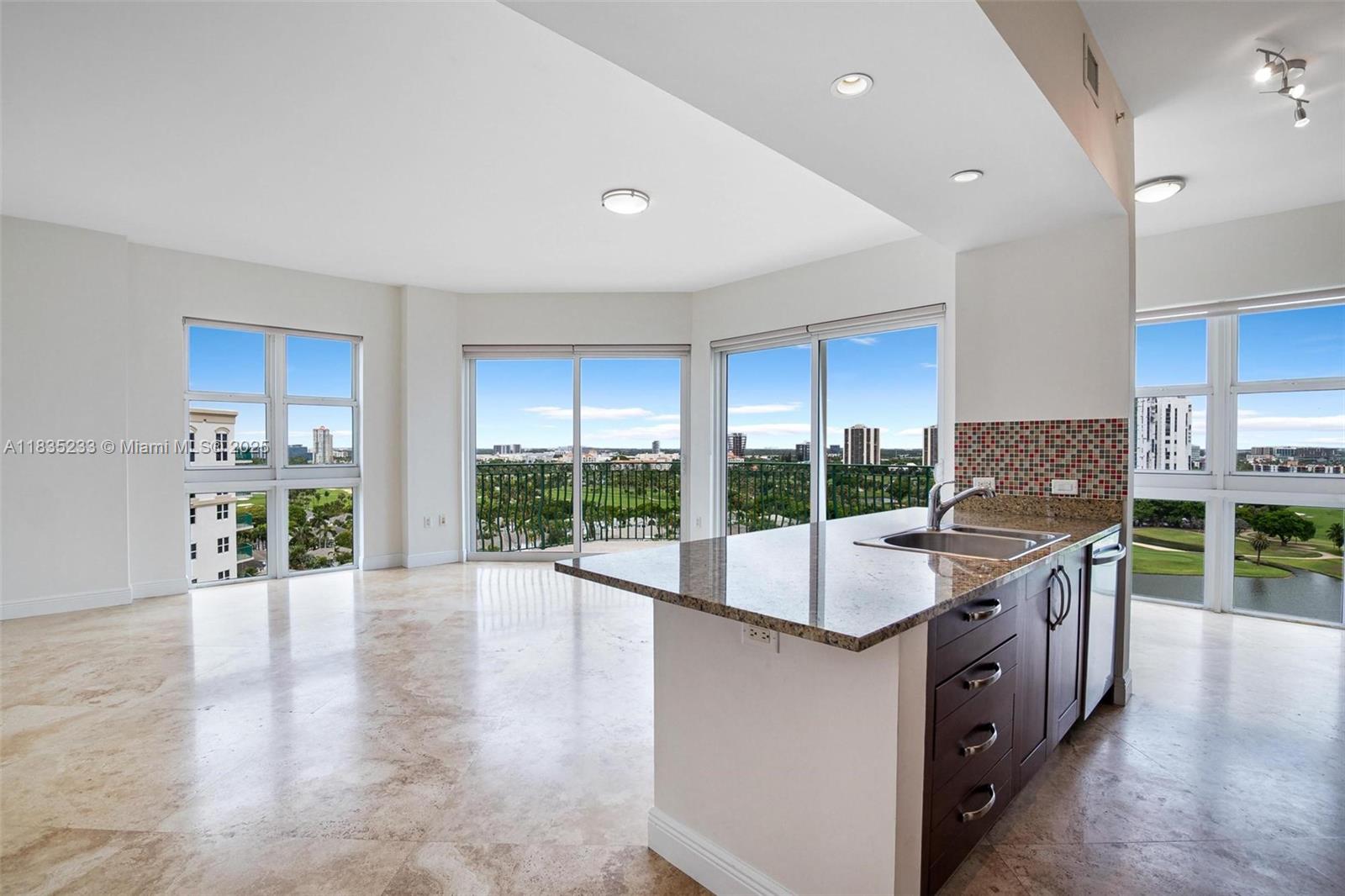 20000 E Country Club Dr #TS02, Aventura, Florida image 13