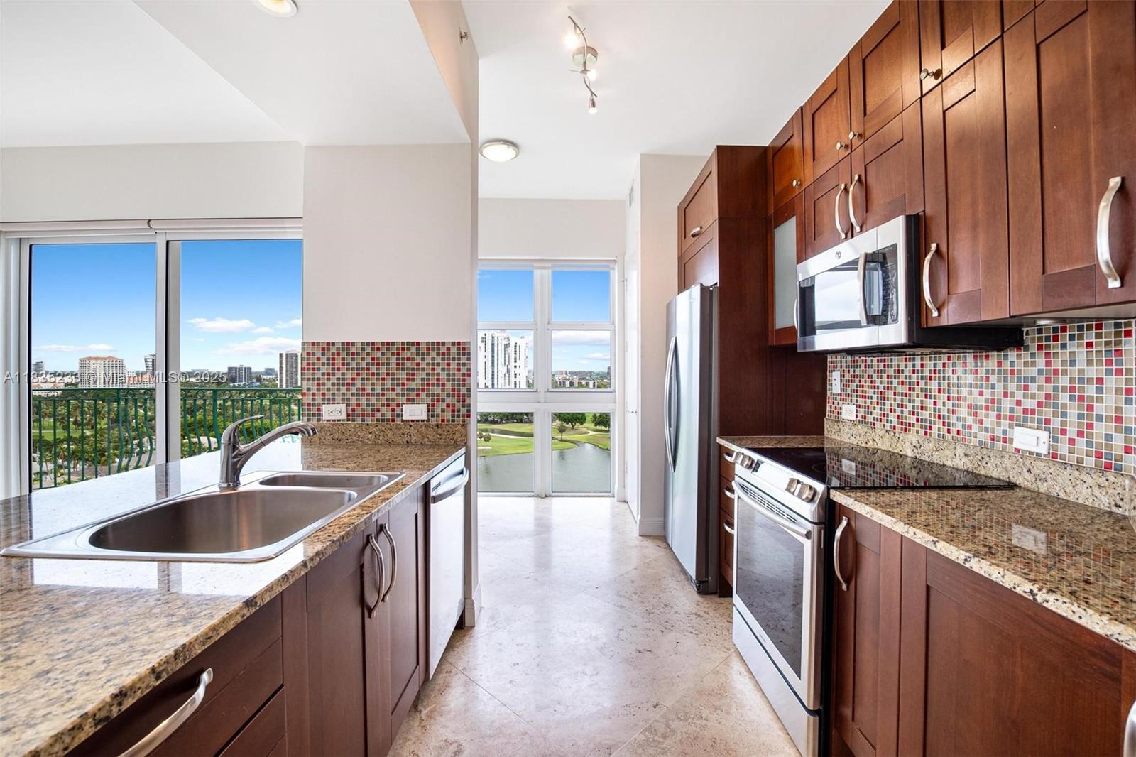 20000 E Country Club Dr #TS02, Aventura, Florida image 14