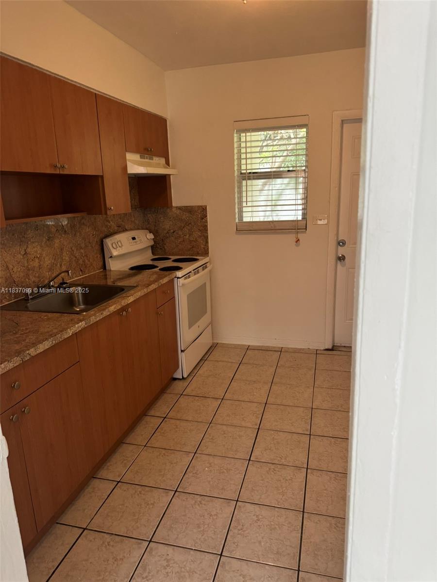 Property photo # 7