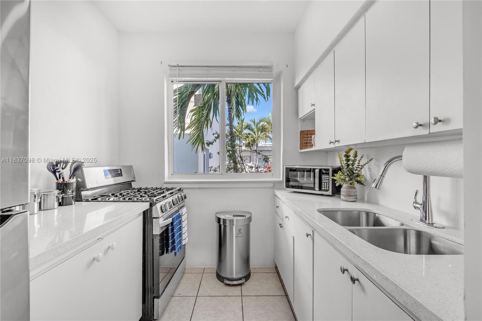 825 Jefferson Ave #4, Miami Beach, Florida image 17