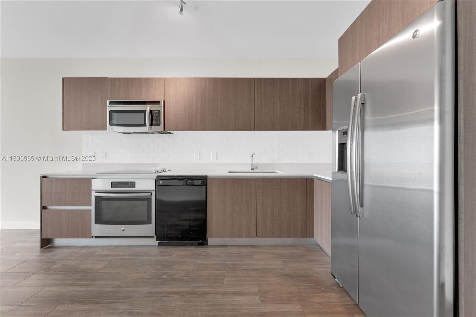 Property photo # 8