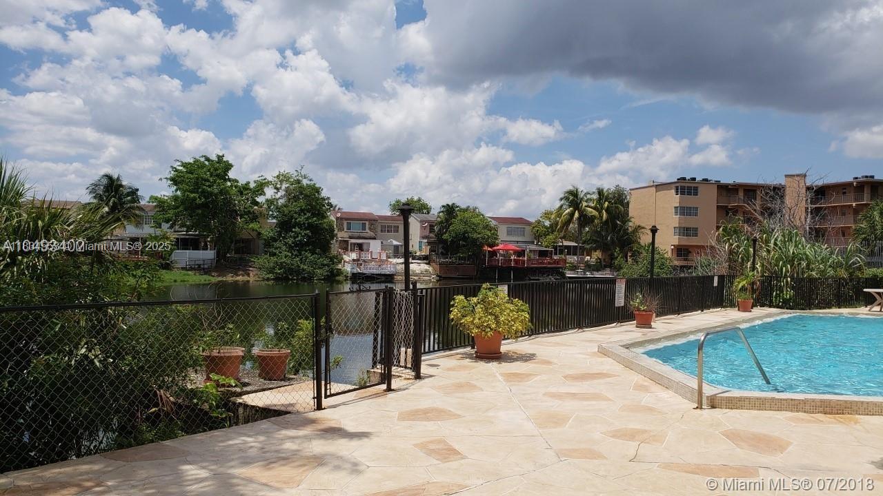 1325 W 68th St #214, Hialeah, Florida image 13