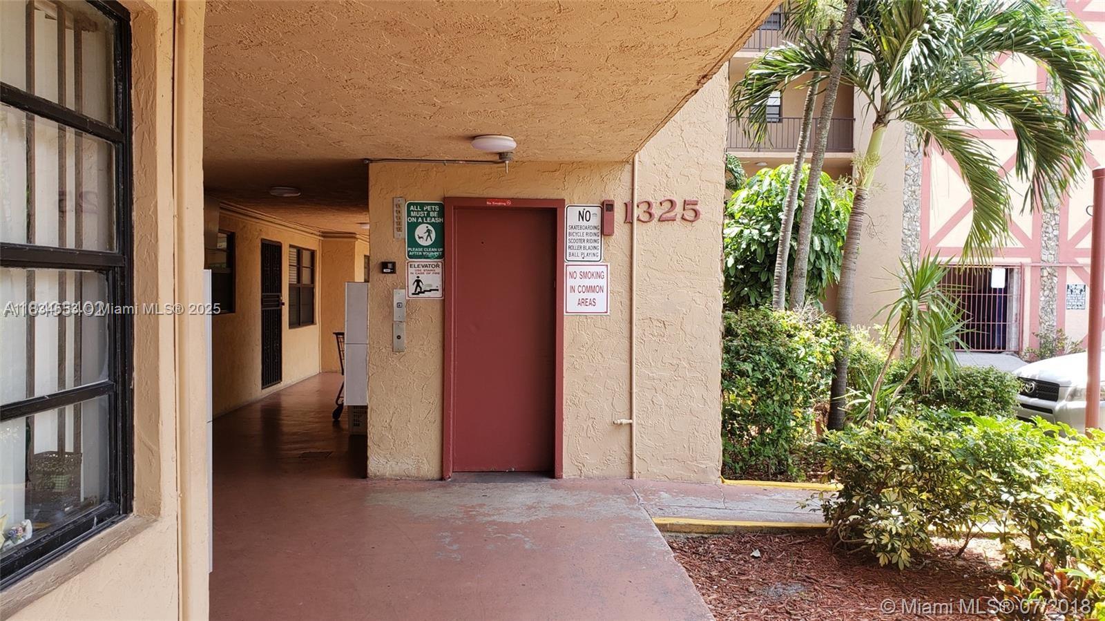 1325 W 68th St #214, Hialeah, Florida image 7