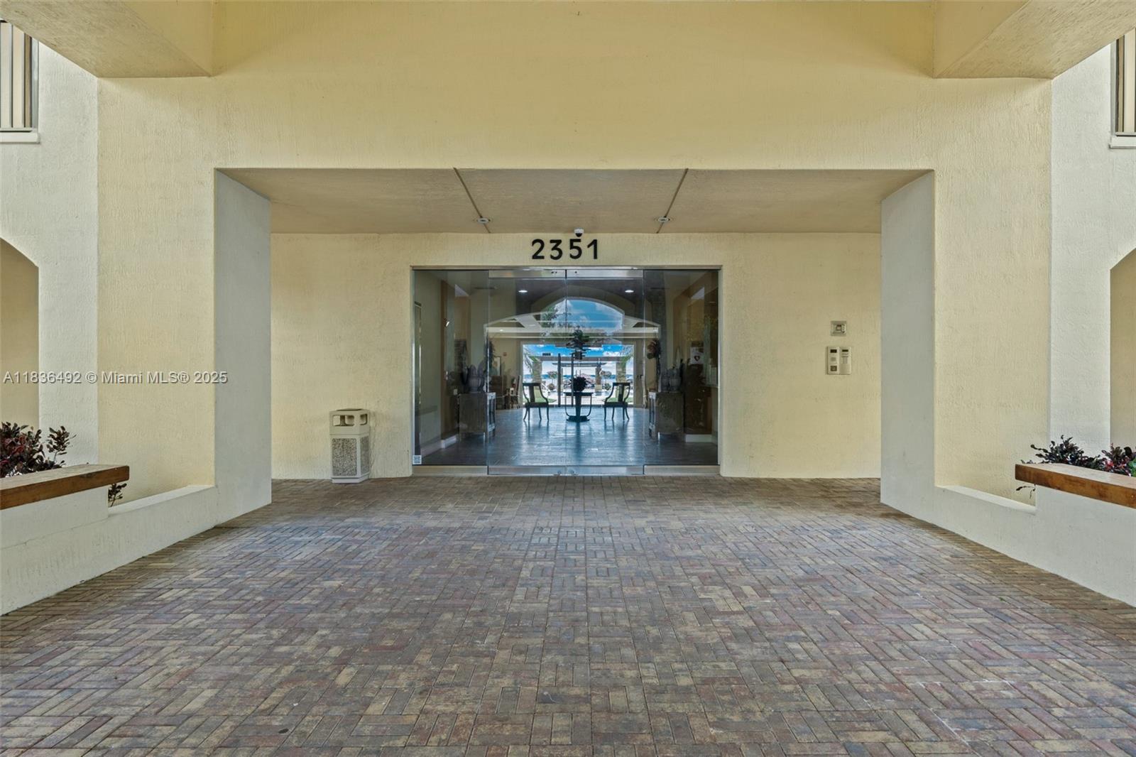 2351 Lakeview Dr #316, Sebring, Florida image 9