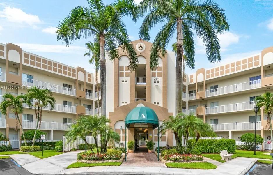 7611 Southampton Ter #102, Tamarac, Florida image 1