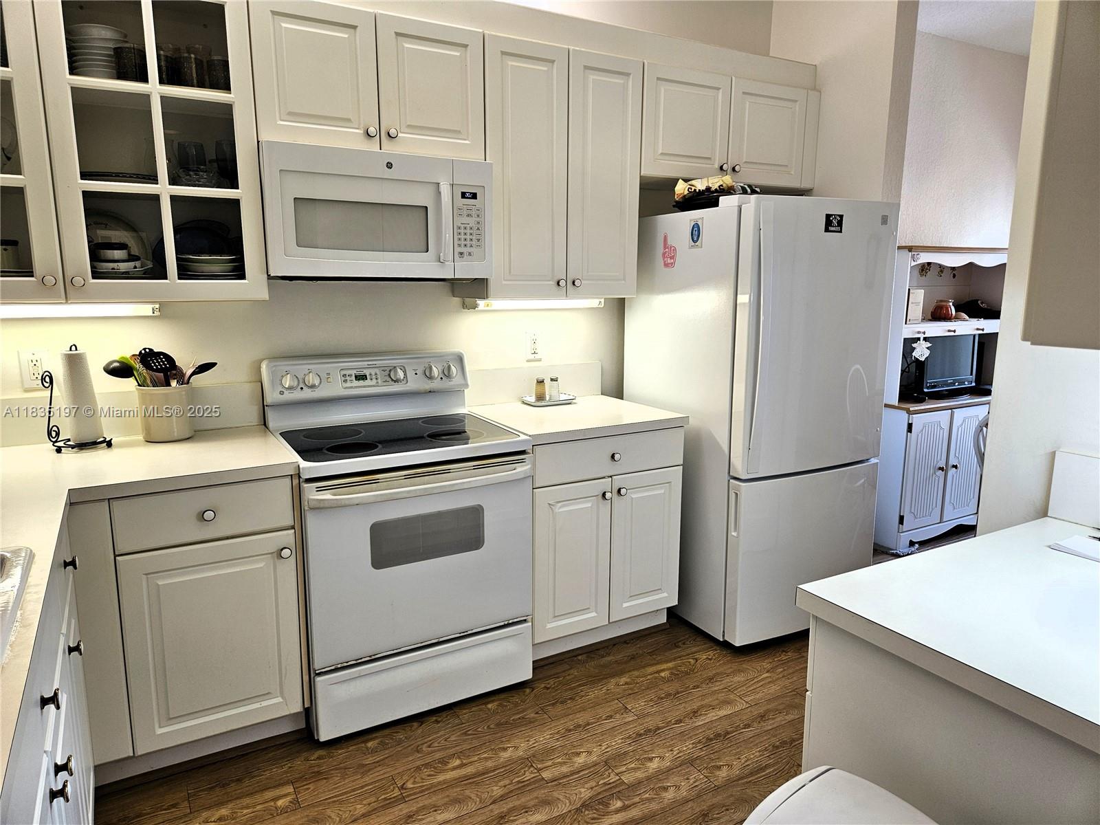 7611 Southampton Ter #102, Tamarac, Florida image 9