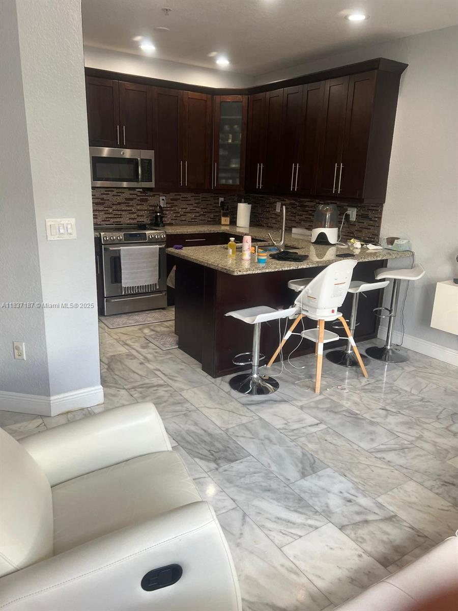 4301 SW 160th Ave #215, Miramar, Florida image 4