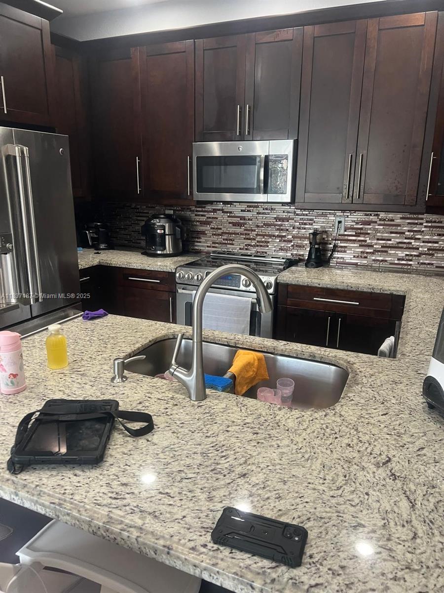 4301 SW 160th Ave #215, Miramar, Florida image 6