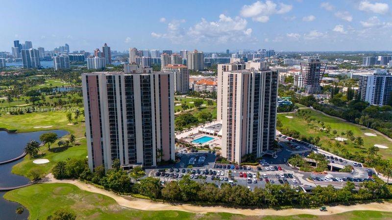 20379 W Country Club Dr #2636, Aventura, Florida image 26