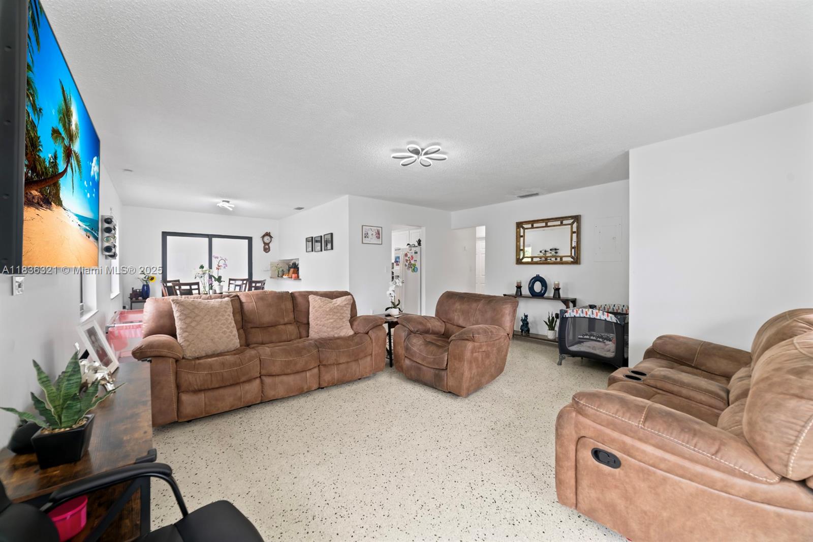 1136 NW 34th Ave, Miami, Florida image 22