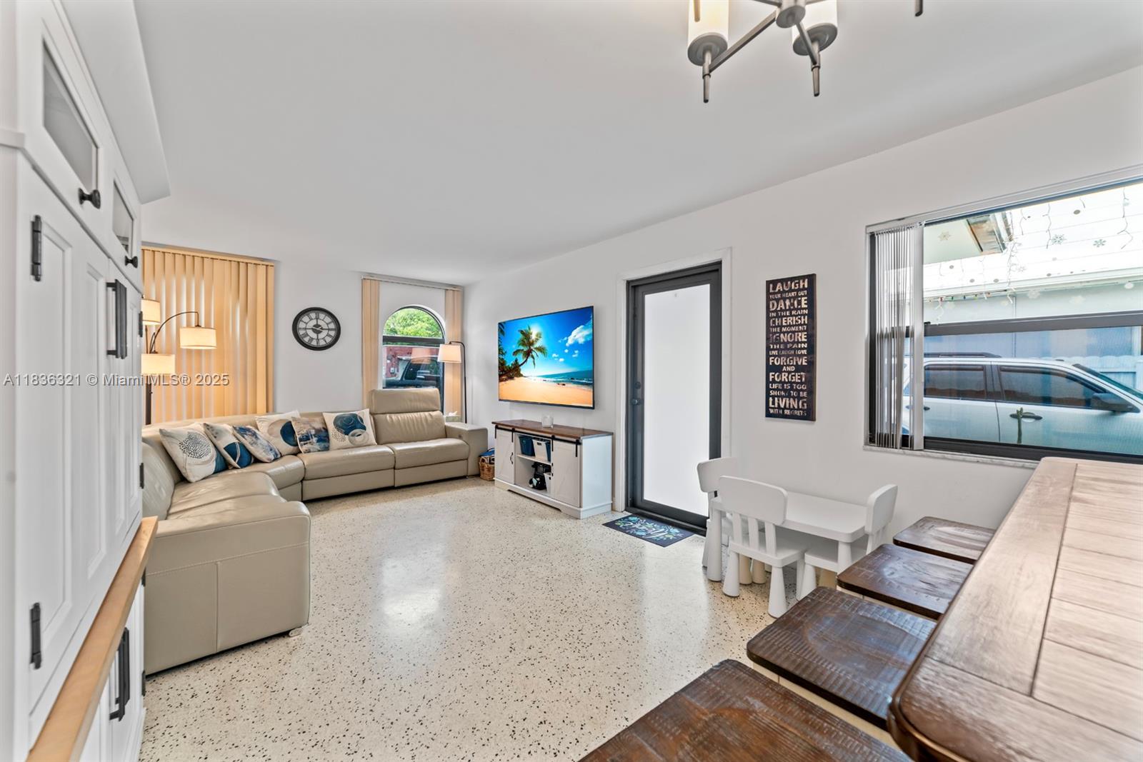 1136 NW 34th Ave, Miami, Florida image 3