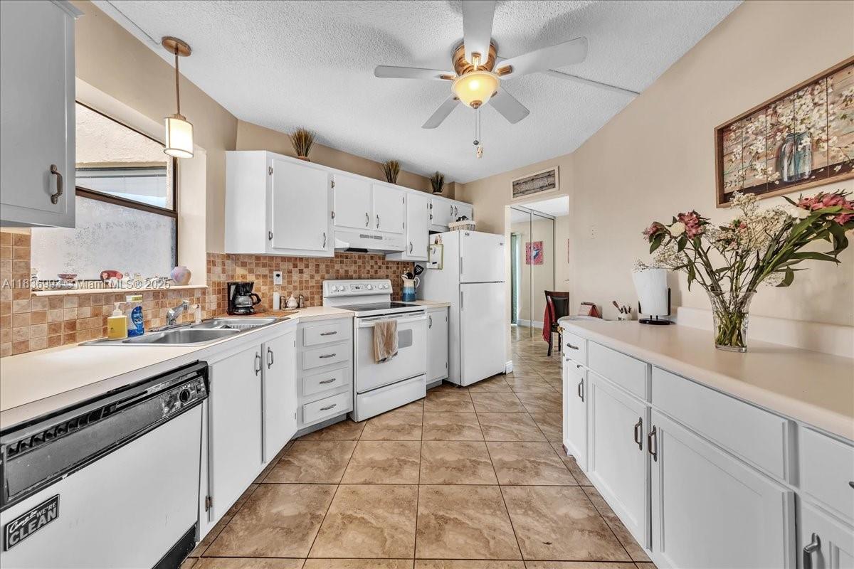6555 W Broward Blvd #300, Plantation, Florida image 15