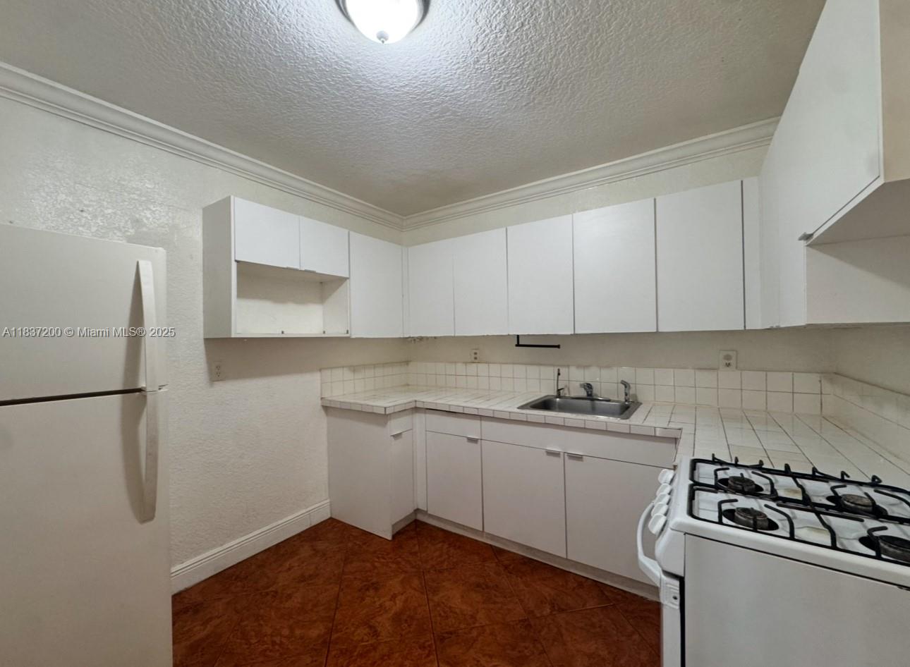 Property photo # 0