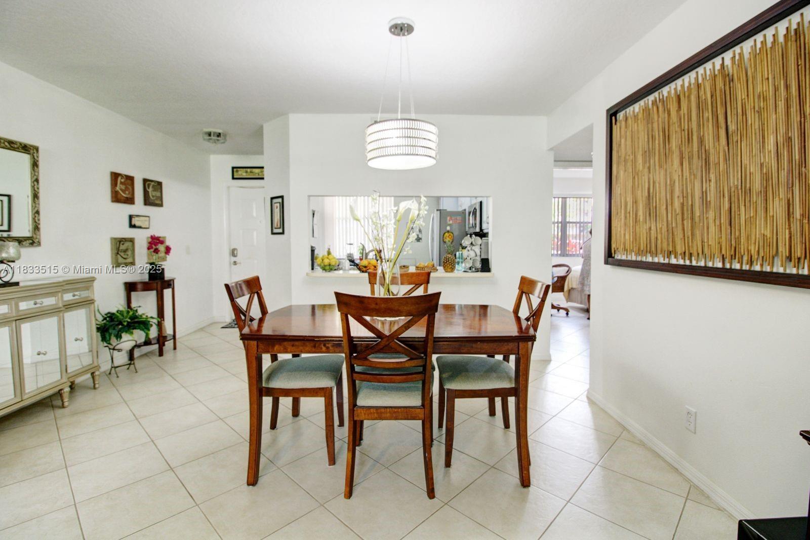 2524 NW 104th Ave #101, Sunrise, Florida image 2