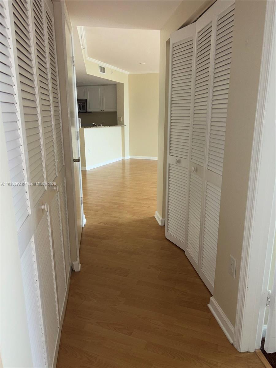 19501 W Country Club Dr #1611, Aventura, Florida image 12