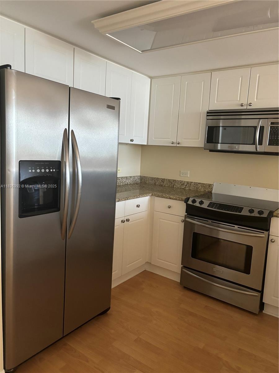 19501 W Country Club Dr #1611, Aventura, Florida image 2