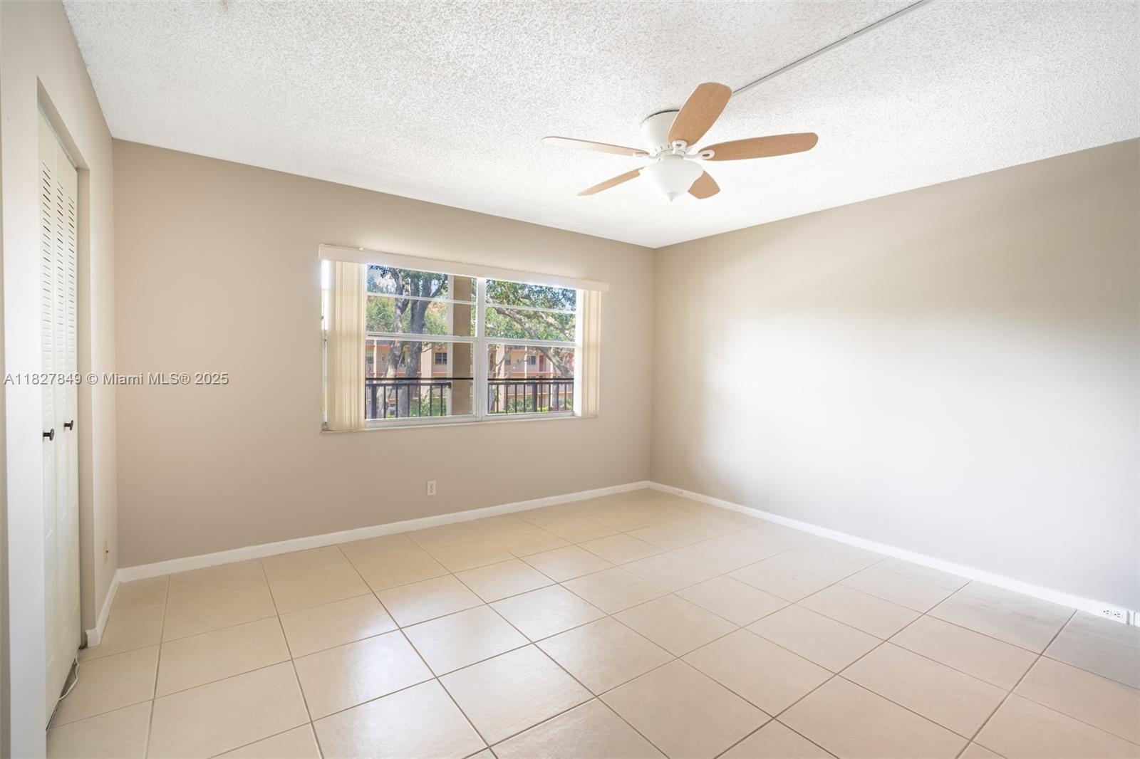 1000 SW 128th Ter #312V, Pembroke Pines, Florida image 12